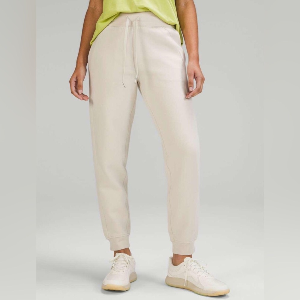 Women's Cream Jogger Pants